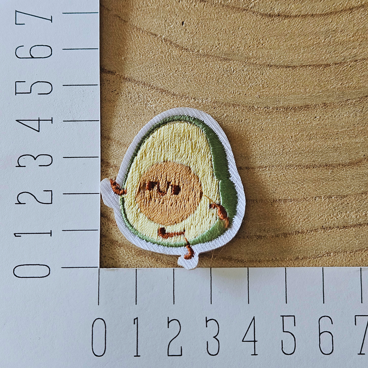 Strijk embleem  -  Iron on Patch - Avocado