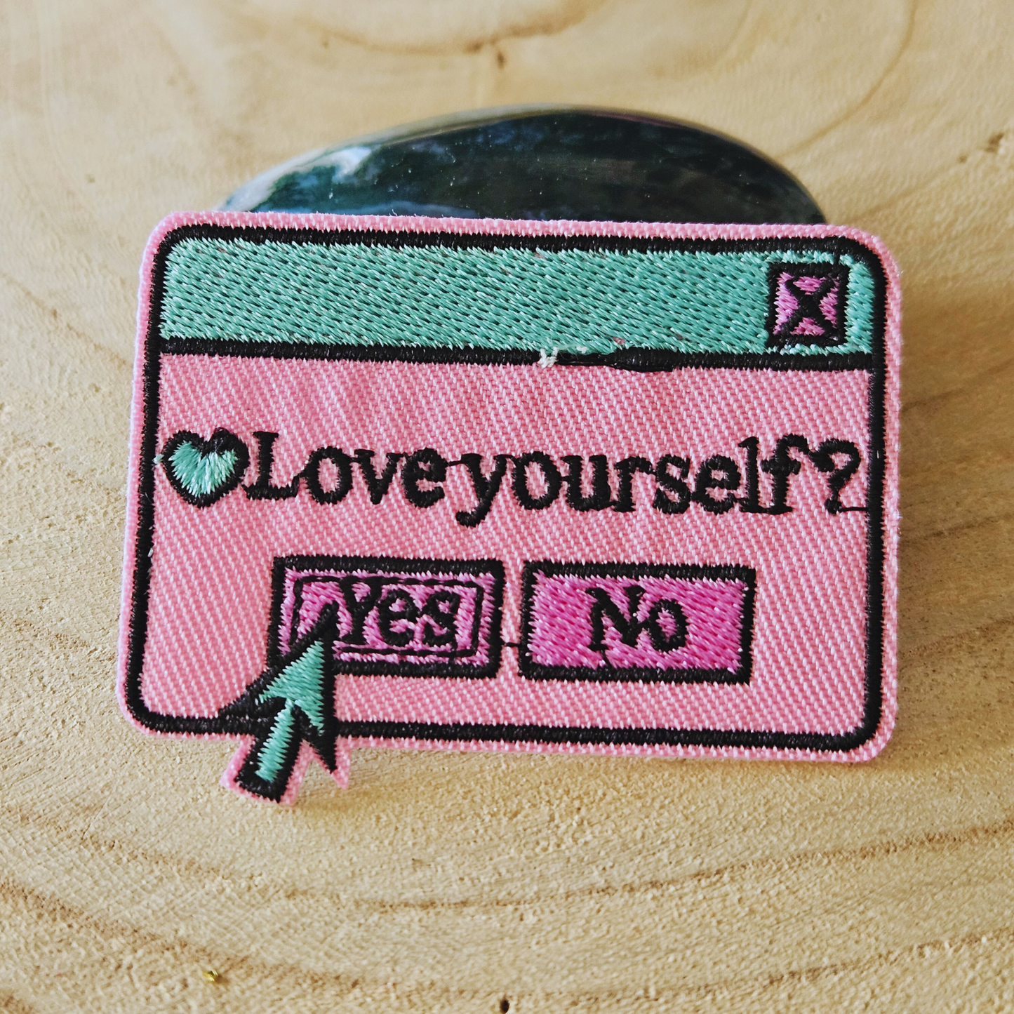 Strijk embleem  -  Iron on Patch - Love yourself