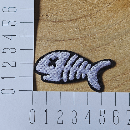 Strijk embleem  -  Iron on Patch - Vissen graat