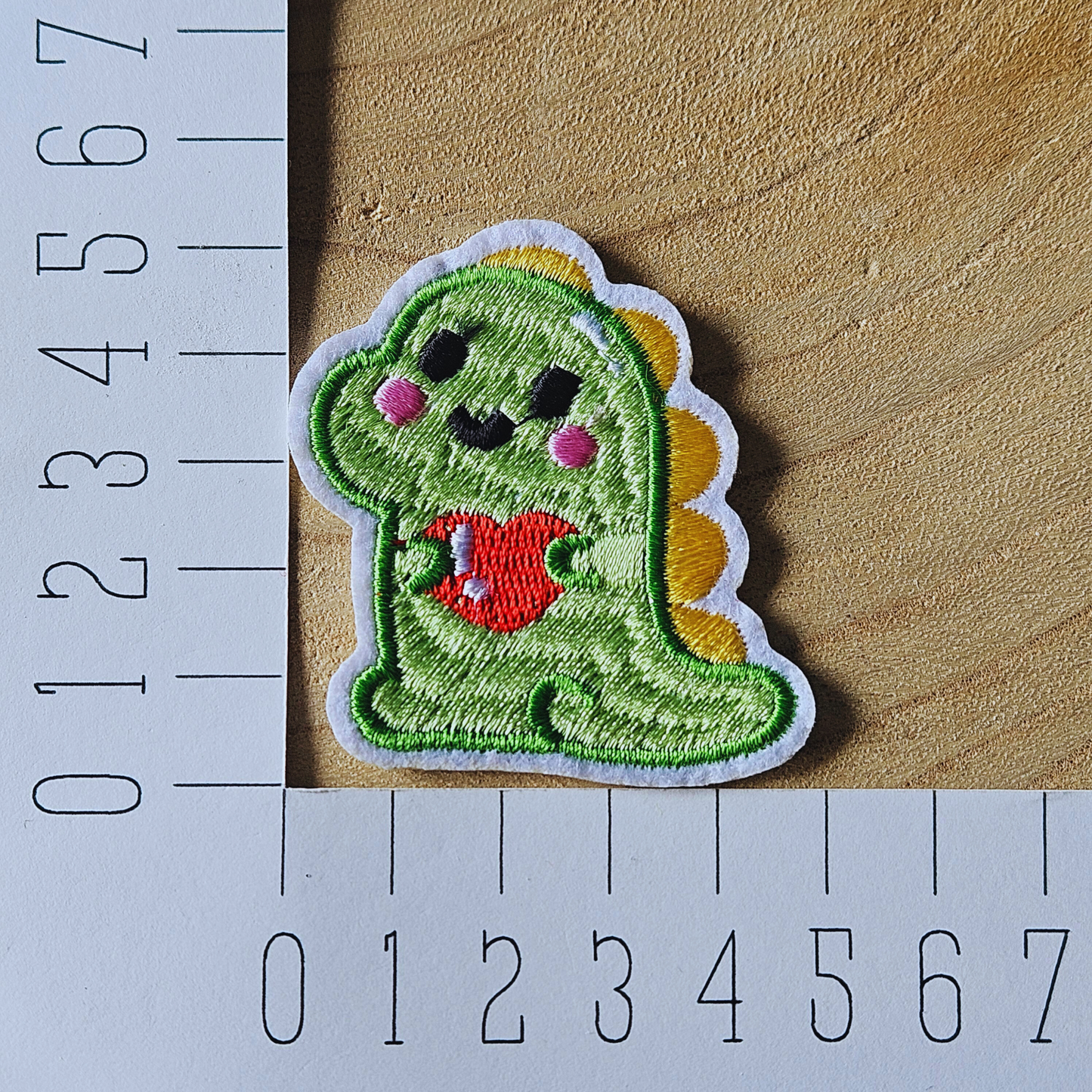 Strijk embleem  -  Iron on Patch - Dino