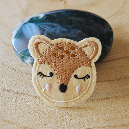 Strijk embleem  -  Iron on Patch - Hertje