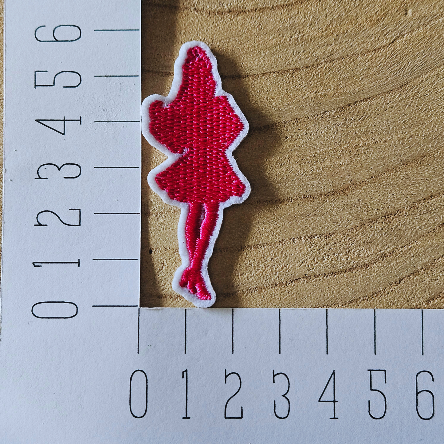 Strijk embleem  -  Iron on Patch - Roze meisje