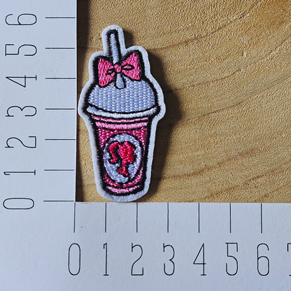 Strijk embleem  -  Iron on Patch - Roze milkshake