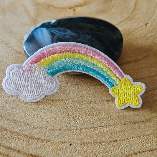 Strijk embleem  -  Iron on Patch - Regenboog met wolk en ster