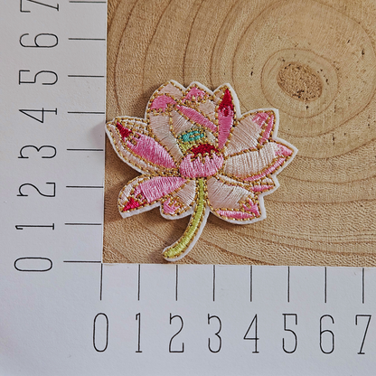 Strijk embleem  -  Iron on Patch - Roze waterlelie