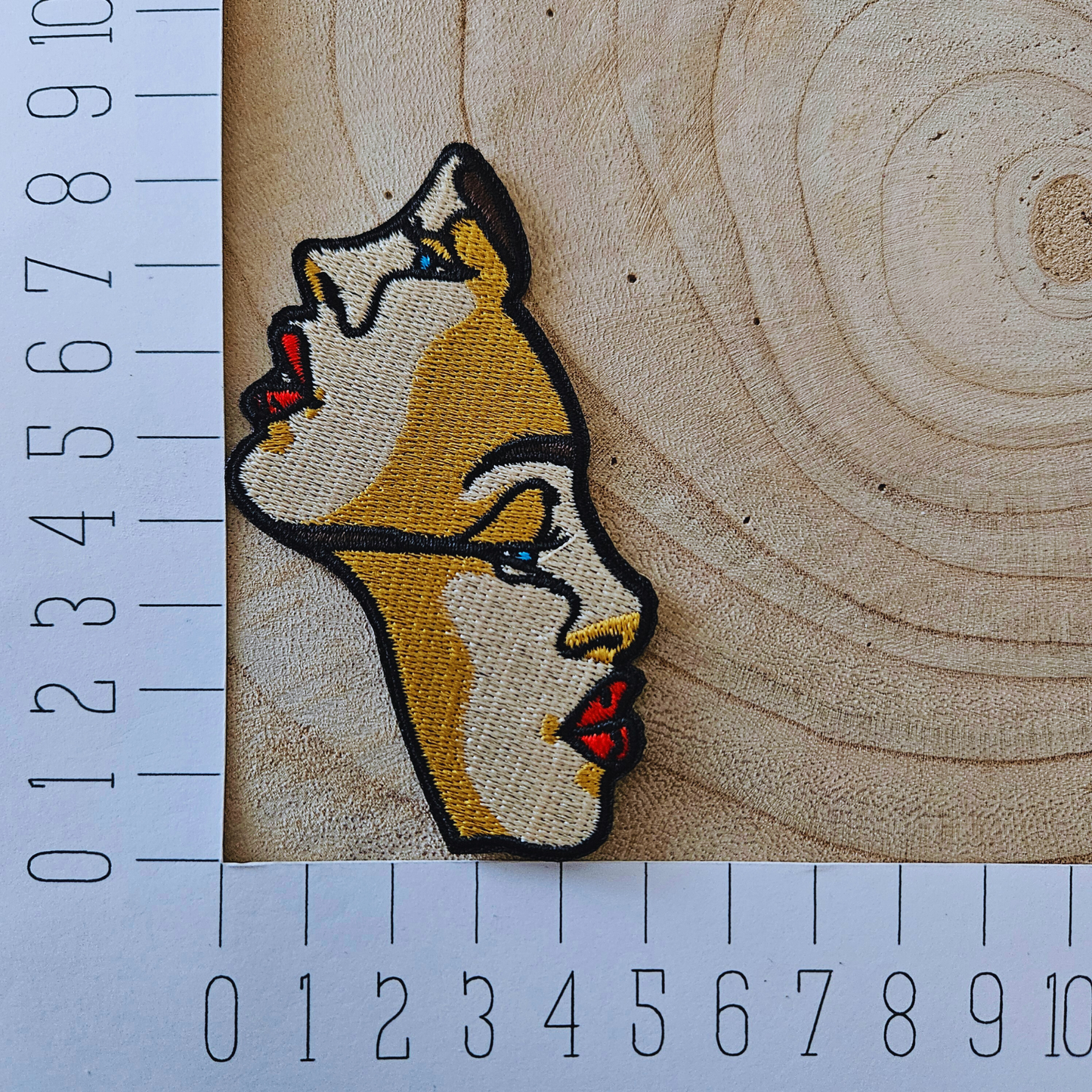 Strijk embleem  -  Iron on Patch - 2 gezichten