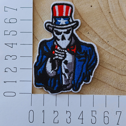 Strijk embleem  -  Iron on Patch - Skelet in pak