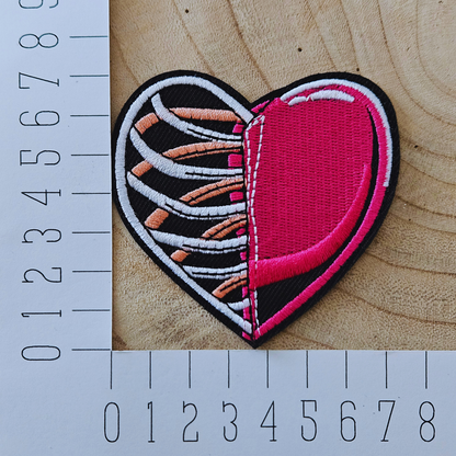 Strijk embleem  -  Iron on Patch - Hart