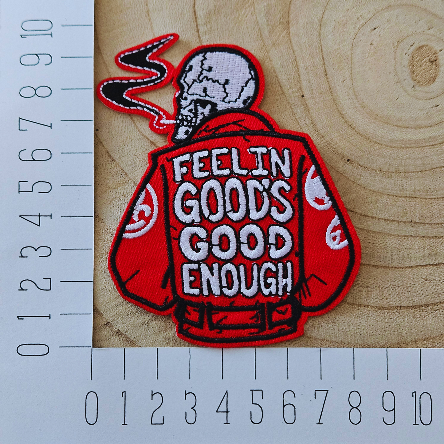 Strijk embleem  -  Iron on Patch - Jas feelin good's good enough