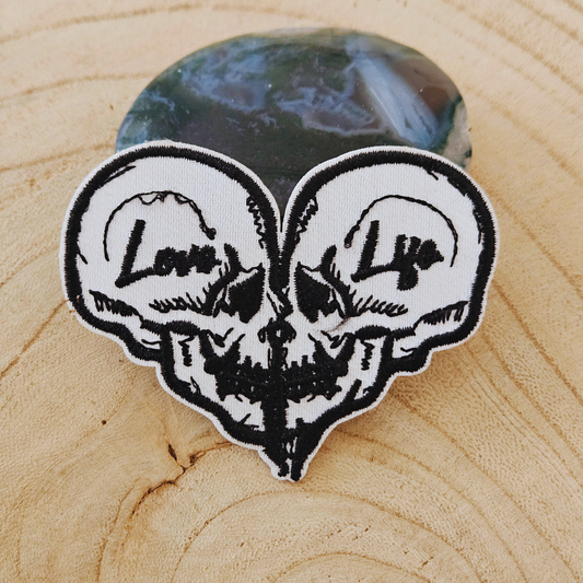 Strijk embleem  -  Iron on Patch - Schedels love life