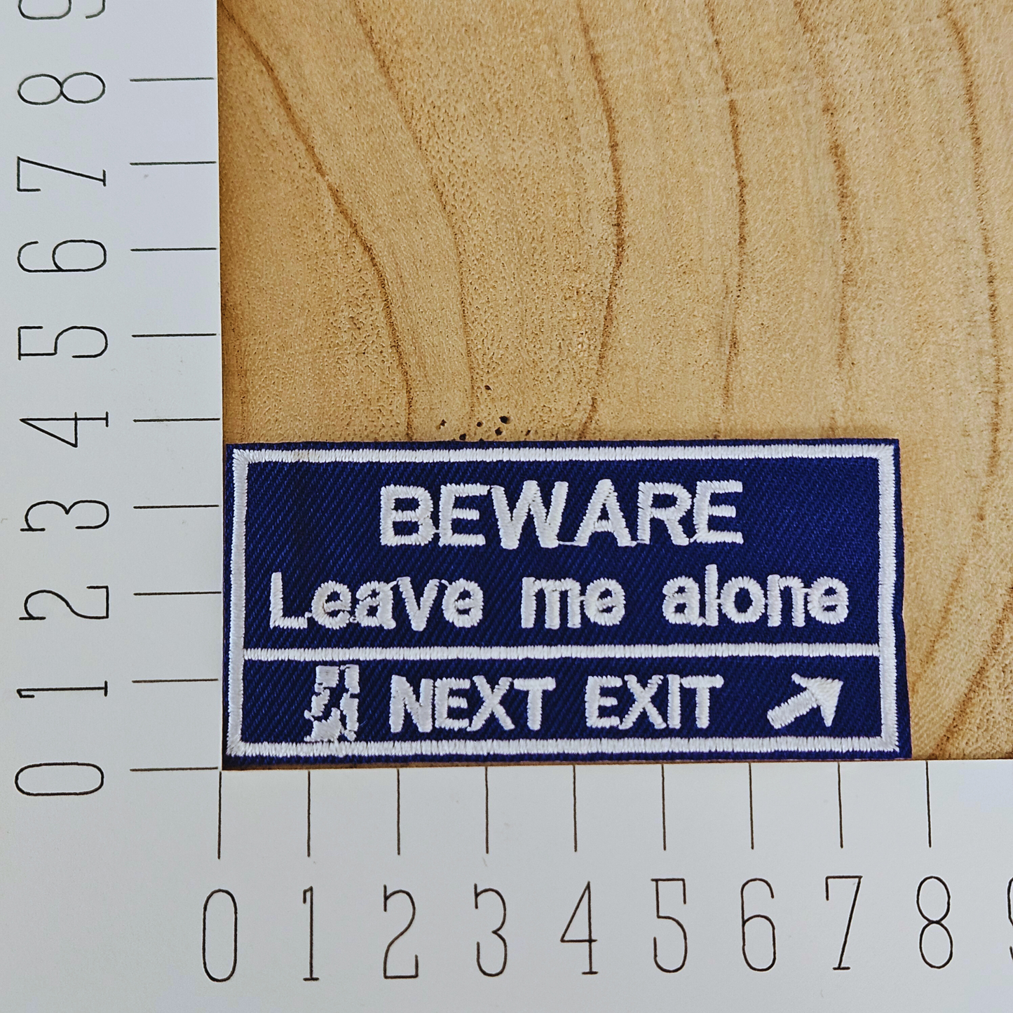 Strijk embleem  -  Iron on Patch - Beware leave me alone next exit