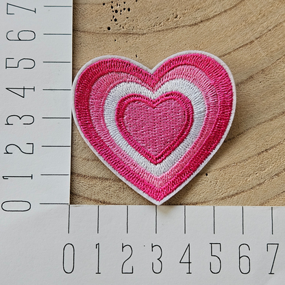 Strijk embleem  -  Iron on Patch - Roze hart