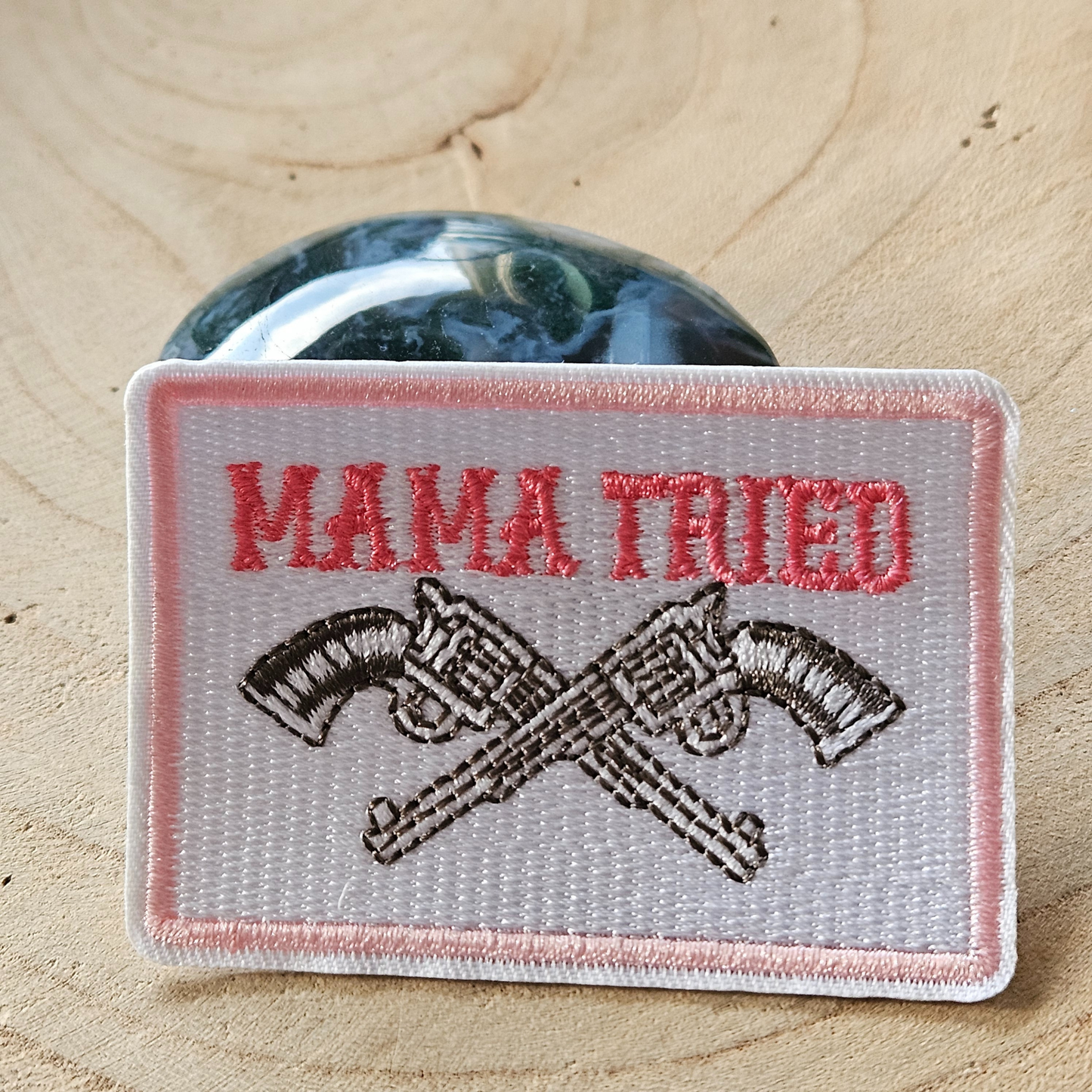 Strijk embleem  -  Iron on Patch - Roze mama tried pistolen