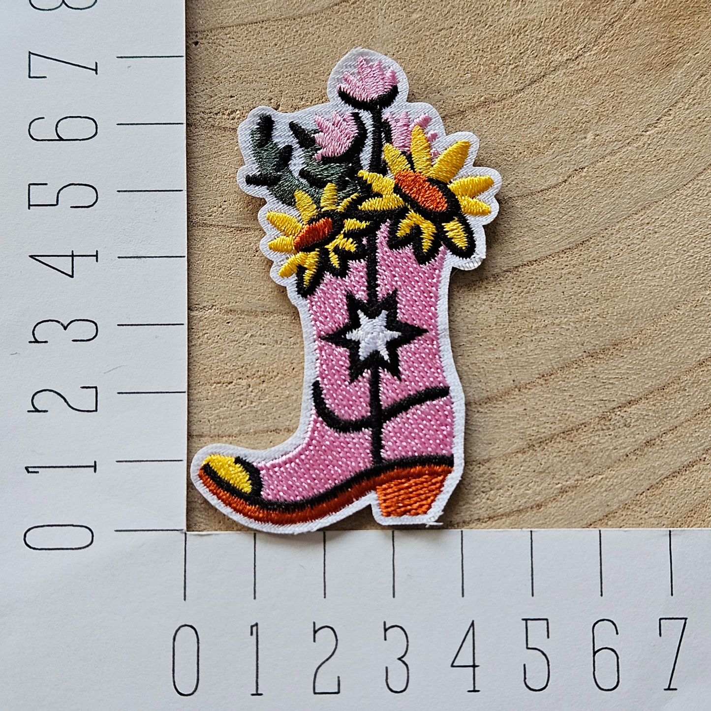 Strijk embleem  -  Iron on Patch - Roze cowboylaars bloemen