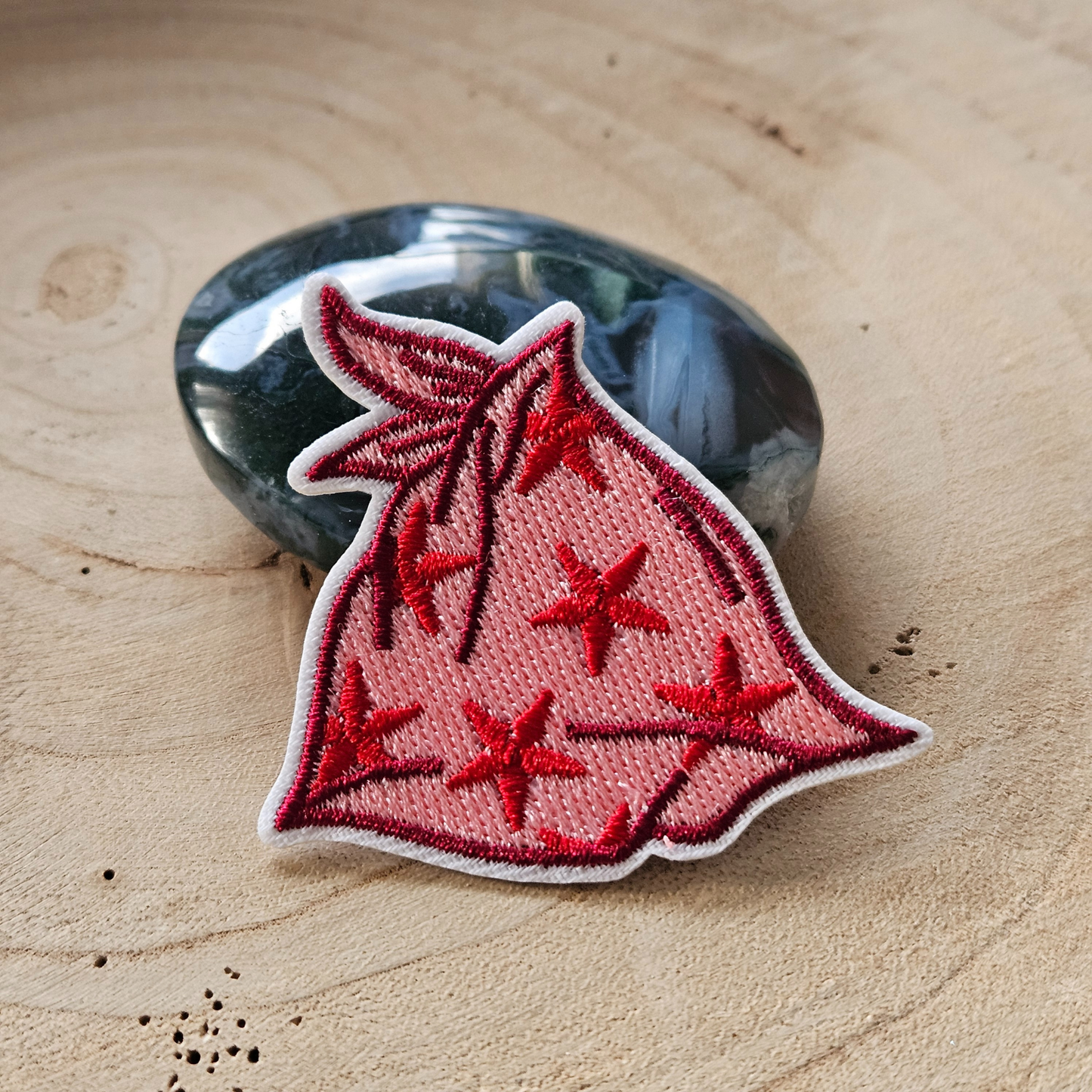 Strijk embleem  -  Iron on Patch - Roze knapzak