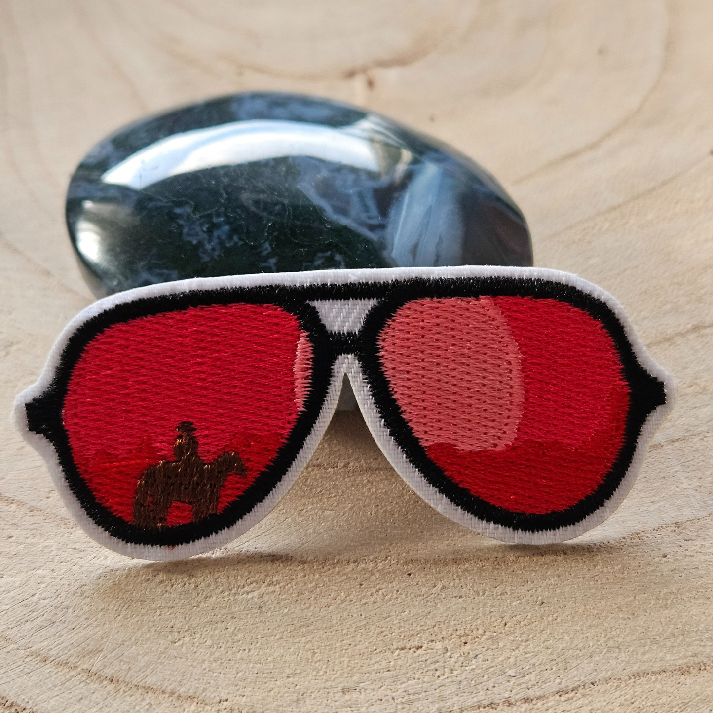 Strijk embleem  -  Iron on Patch - Roze Zonnebril