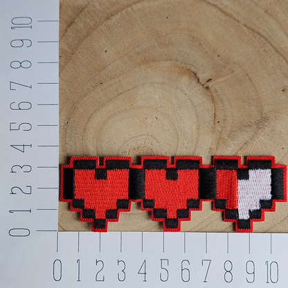 Strijk embleem  -  Iron on Patch - Hartjes