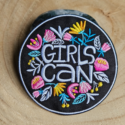 Strijk embleem  -  Iron on Patch - Girls can - Bloemen