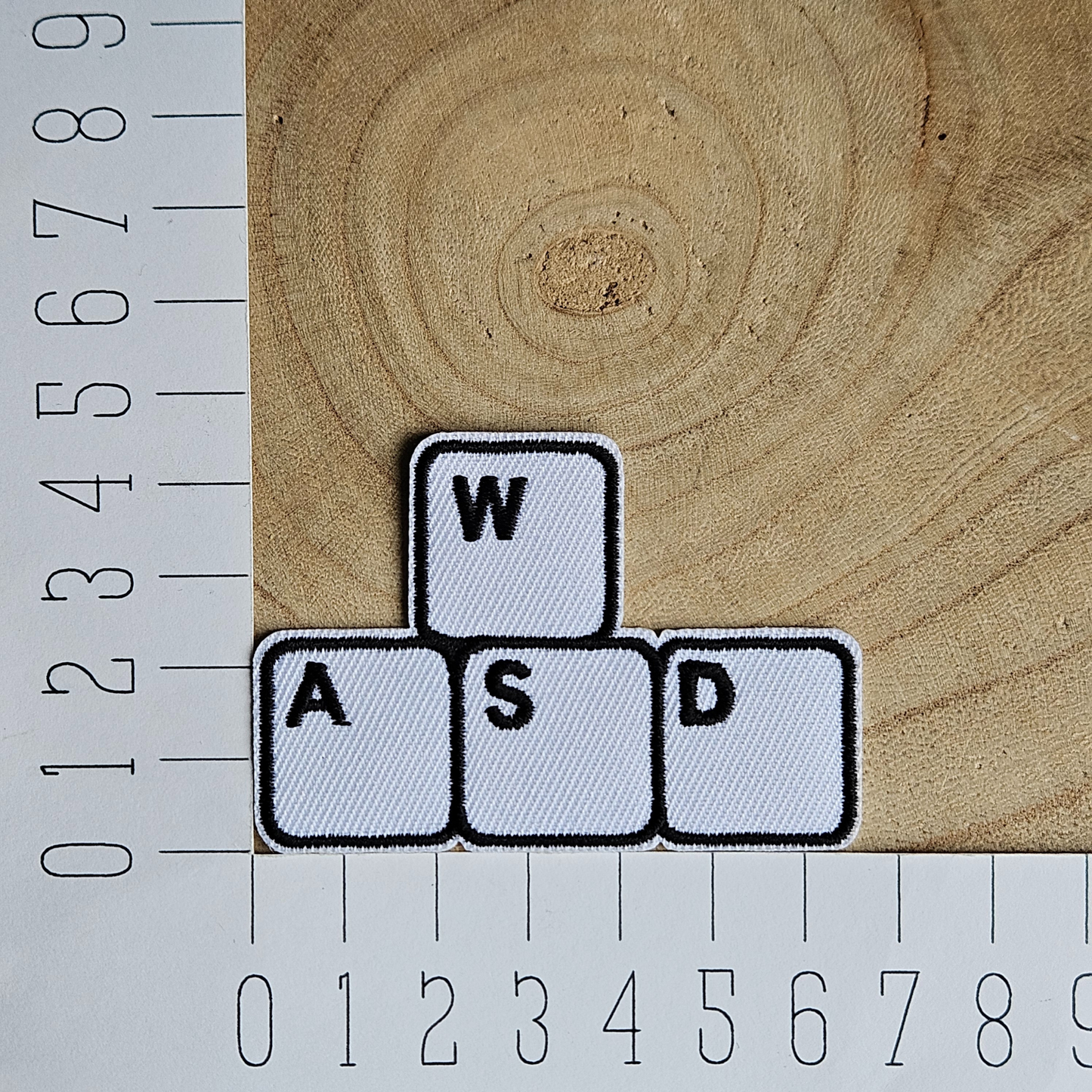 Strijk embleem  -  Iron on Patch - Toetsenbord toetsen WASD