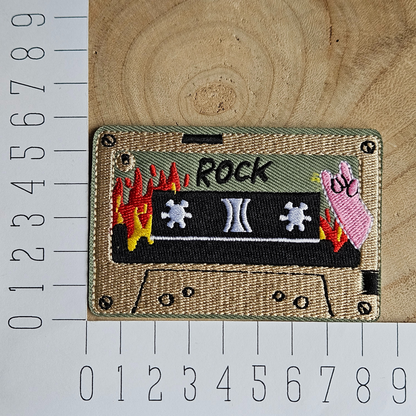 Strijk embleem  -  Iron on Patch - Cassettebandje Rock