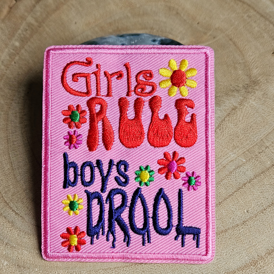 Strijk embleem  -  Iron on Patch - Girls rule, boys drool