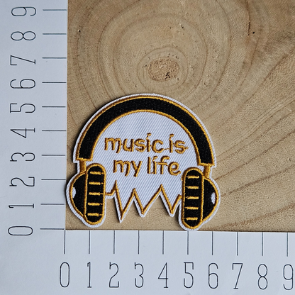 Strijk embleem  -  Iron on Patch - Koptelefoon Music is my life