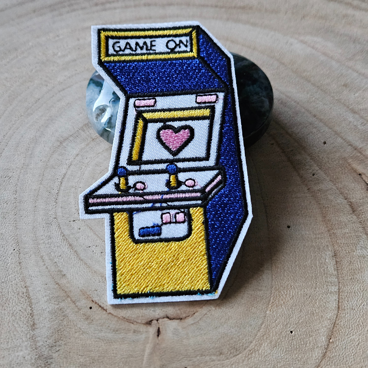 Strijk embleem  -  Iron on Patch - Game on Game machine