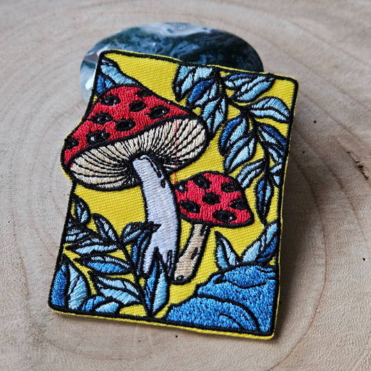 Strijk embleem  -  Iron on Patch - Paddenstoelen