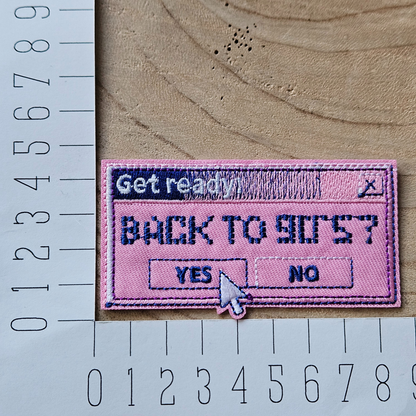 Strijk embleem  -  Iron on Patch - Pop up - Back to 90's