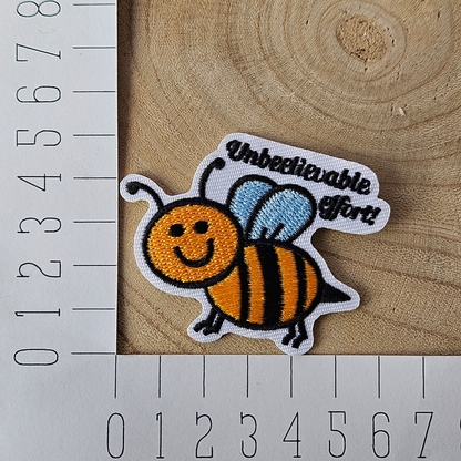 Strijk embleem  -  Iron on Patch - Bij - Unbeelievable effort!