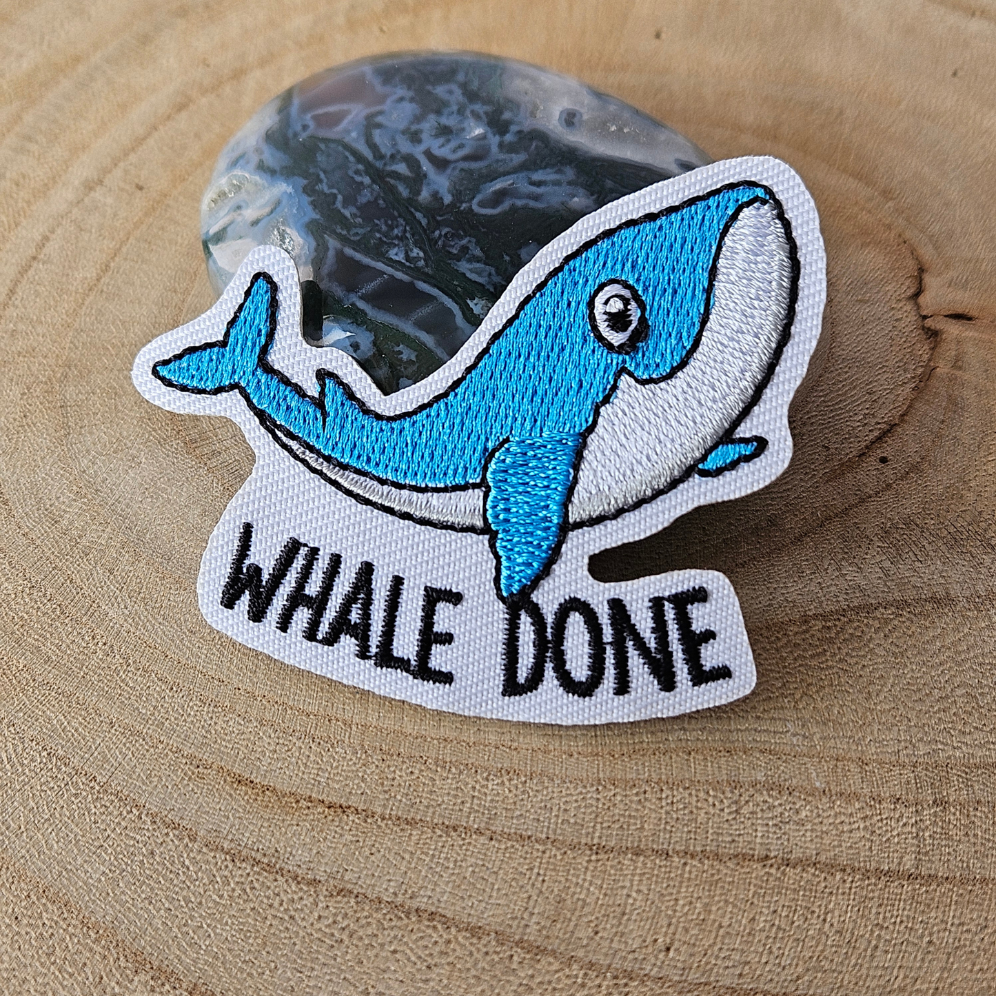 Strijk embleem  -  Iron on Patch - Walvis - Whale done