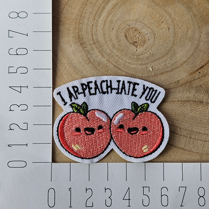 Strijk embleem  -  Iron on Patch  - Perzik - I ap peach iate you