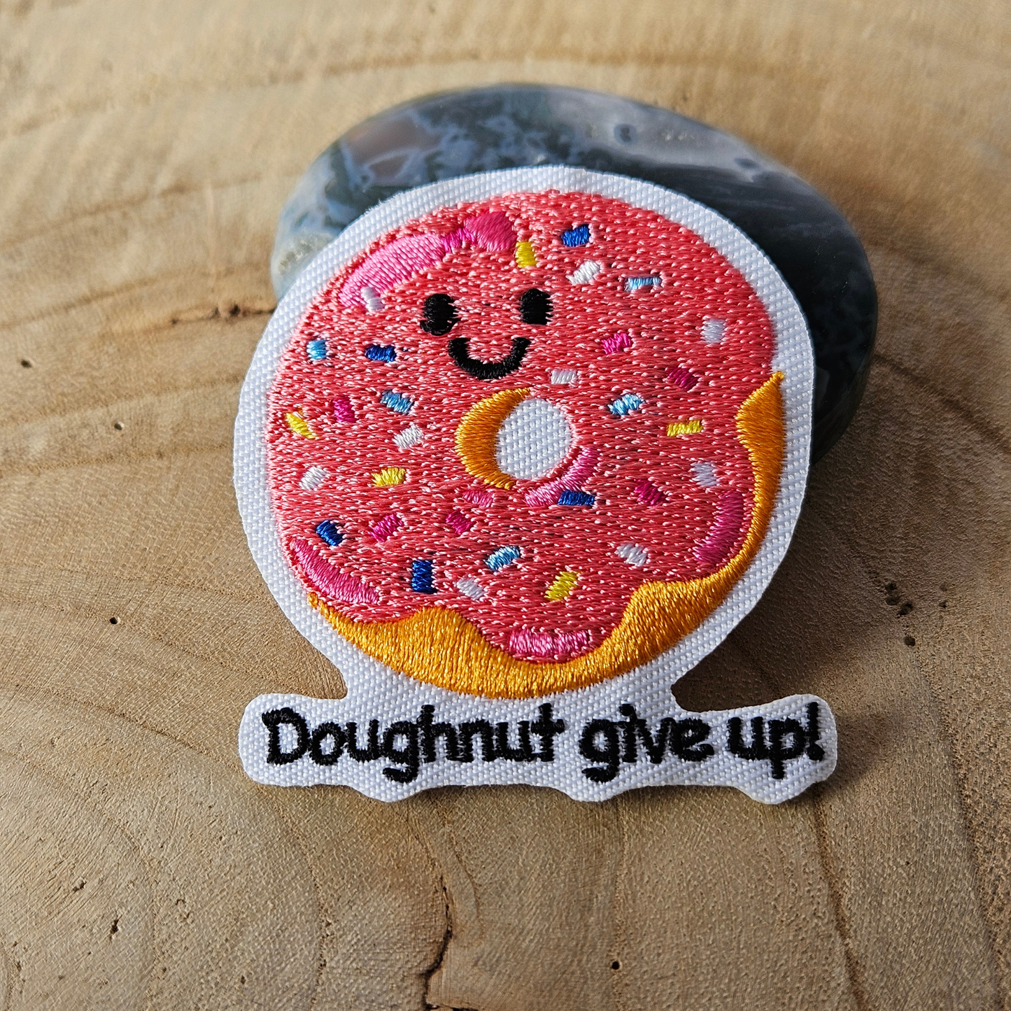 Strijk embleem  -  Iron on Patch  - Donut - Doughnut give up