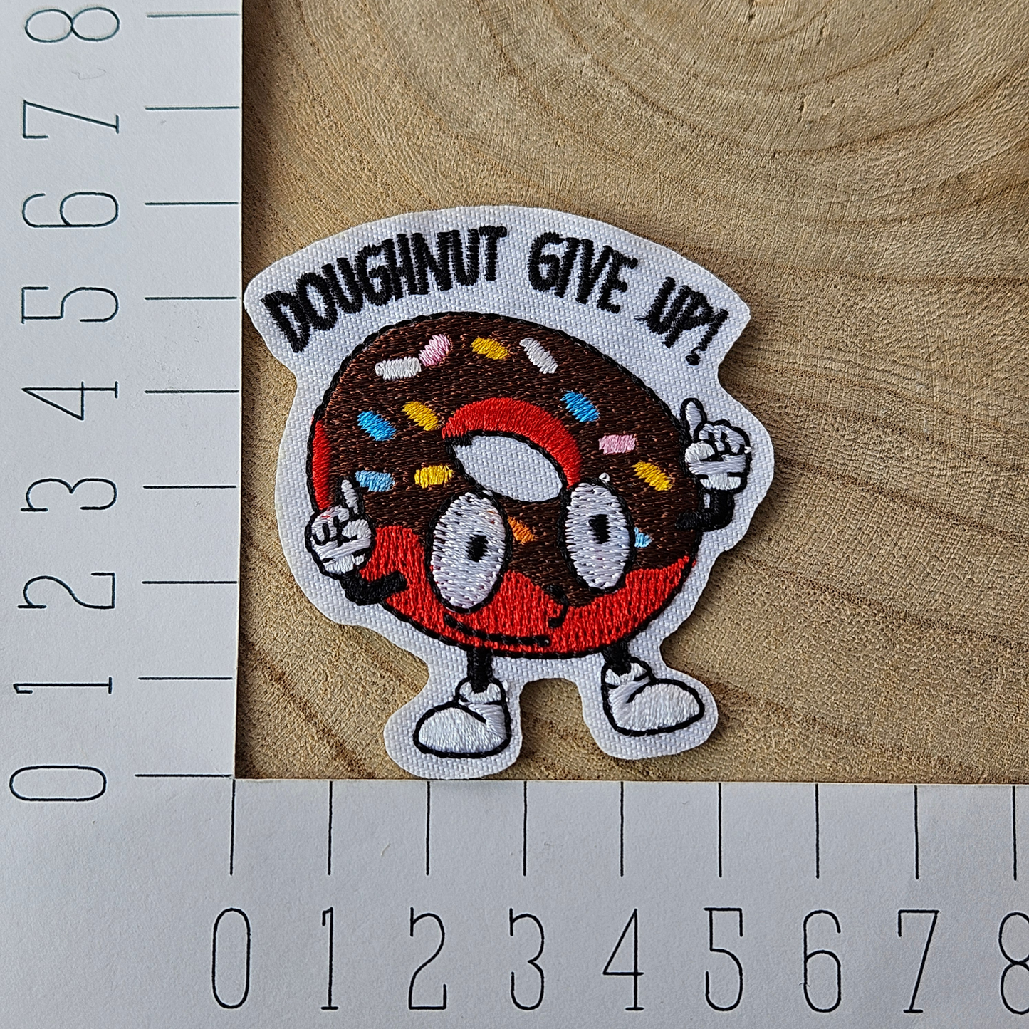 Strijk embleem  -  Iron on Patch  - Donut - Doughnut give up