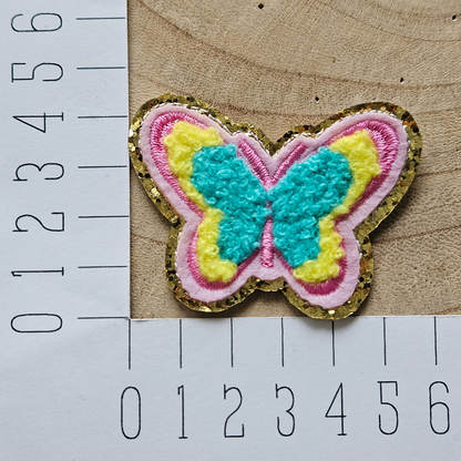 Strijk embleem  -  Iron on Patch - Fluffy vlinder