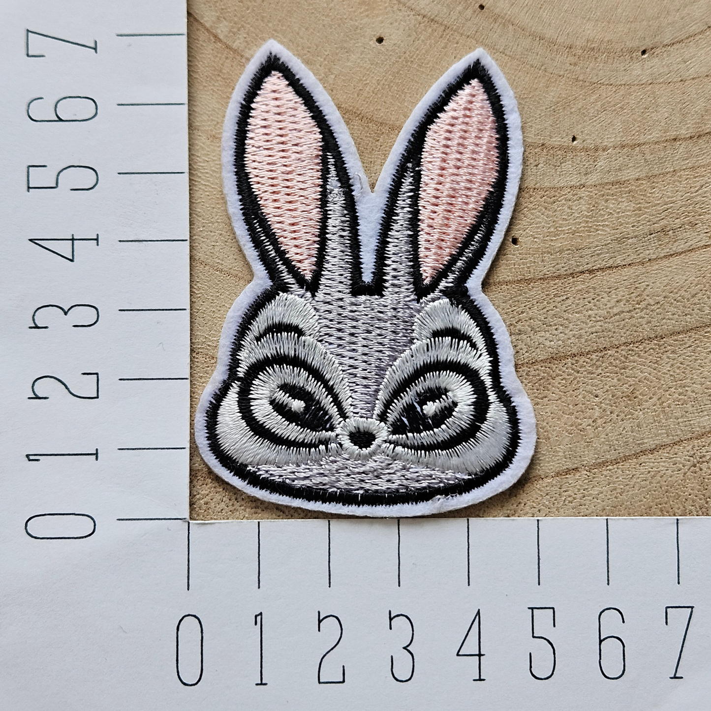Strijk embleem  -  Iron on Patch - Konijn