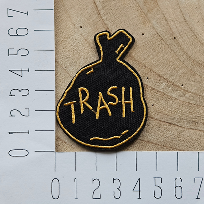 Strijk embleem - Iron on Patch - Vuilnis zak - Trash
