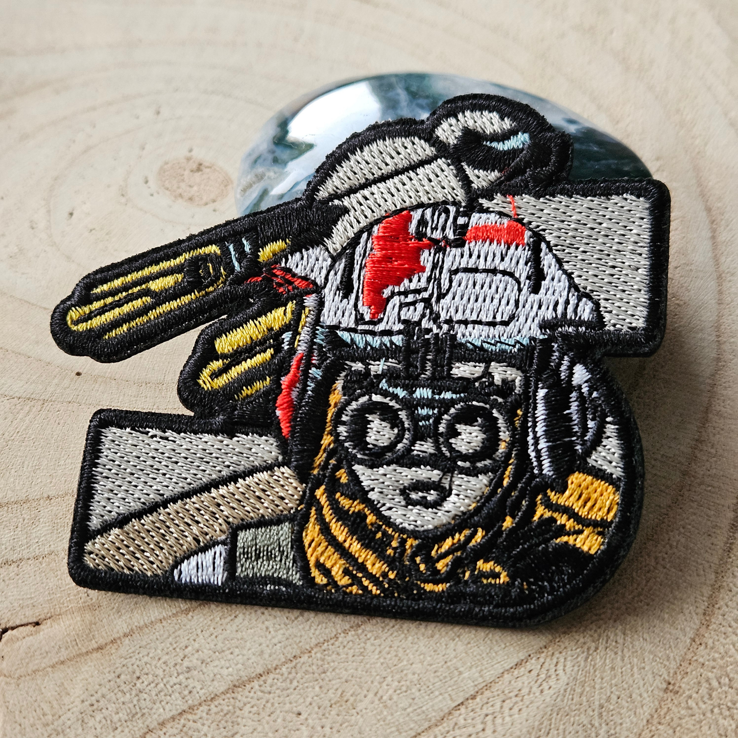 Strijk embleem - Iron on Patch - Letter S man met helm