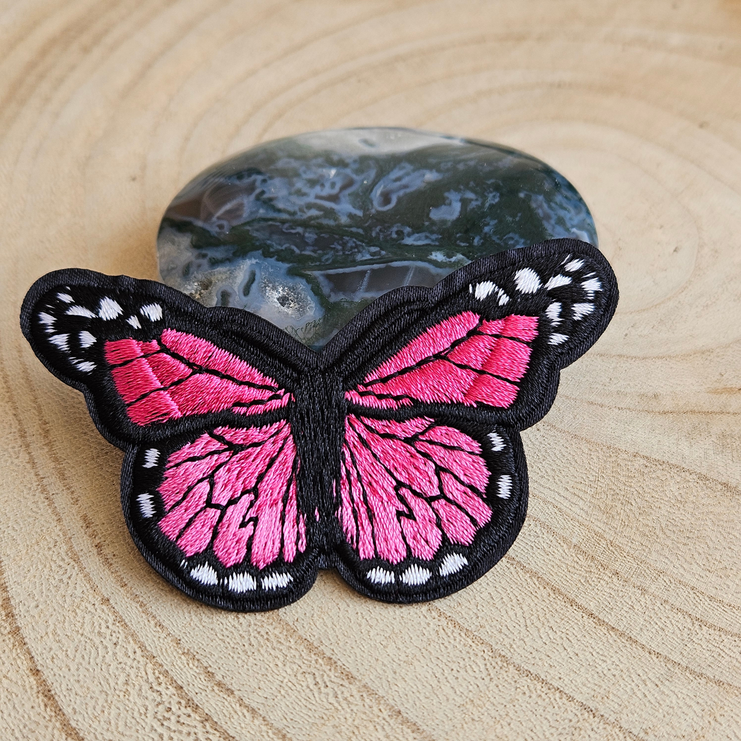Strijk embleem - Iron on Patch - Vlinder Roze