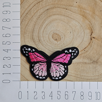 Strijk embleem - Iron on Patch - Vlinder licht roze