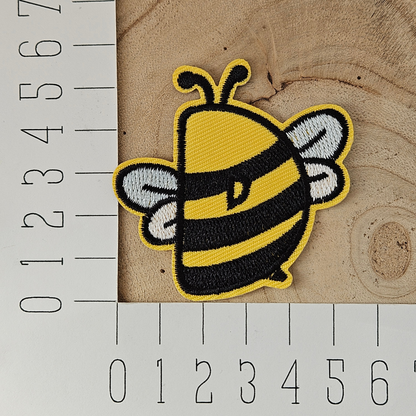 Strijk embleem - Iron on Patch - Bij alfabet letter D