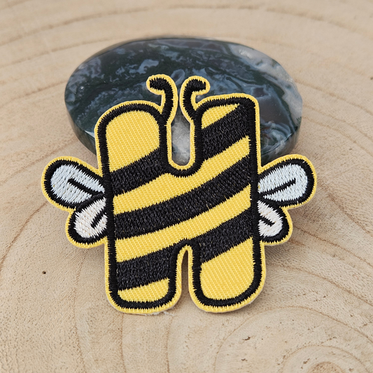 Strijk embleem - Iron on Patch - Bij alfabet letter H