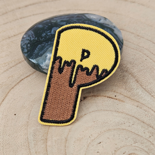 Strijk embleem - Iron on Patch - Bij alfabet letter P