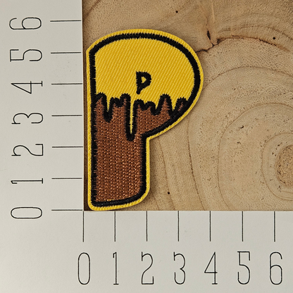Strijk embleem - Iron on Patch - Bij alfabet letter P