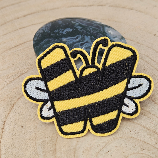 Strijk embleem - Iron on Patch - Bij alfabet letter W