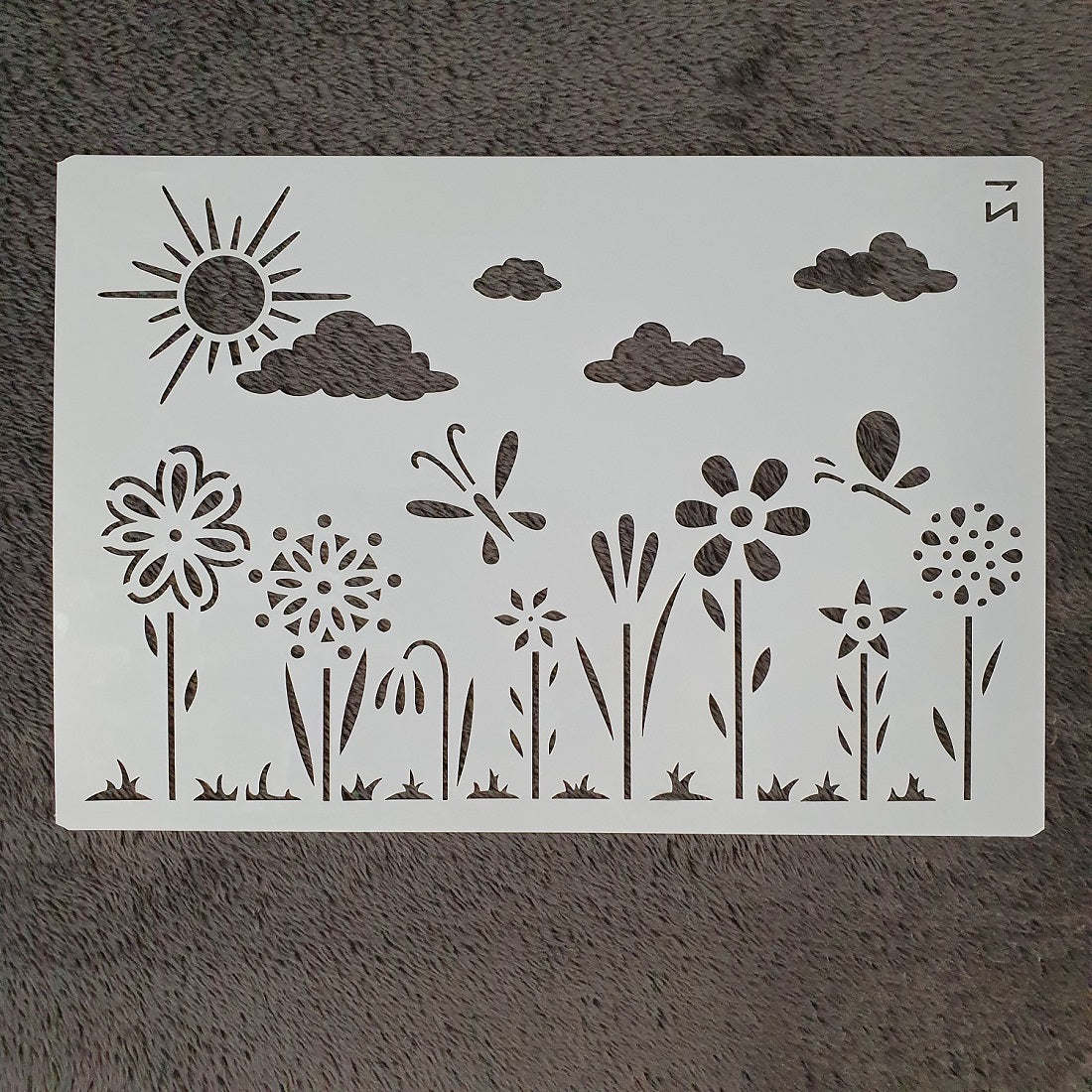 Hobby stencil - Bloemen zon wolken - A5+