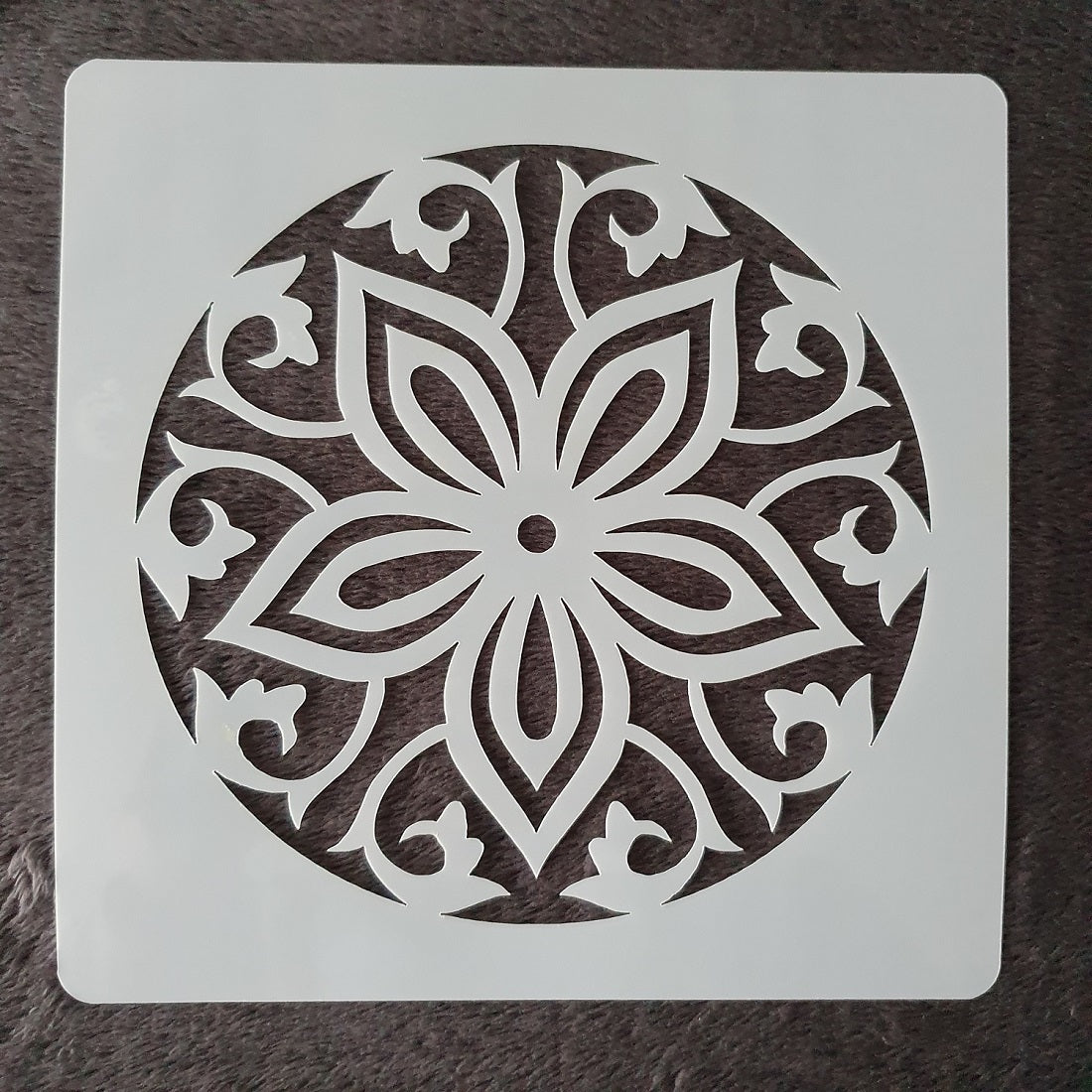 Hobby stencil Mandala in cirkel - 20 x 20 cm