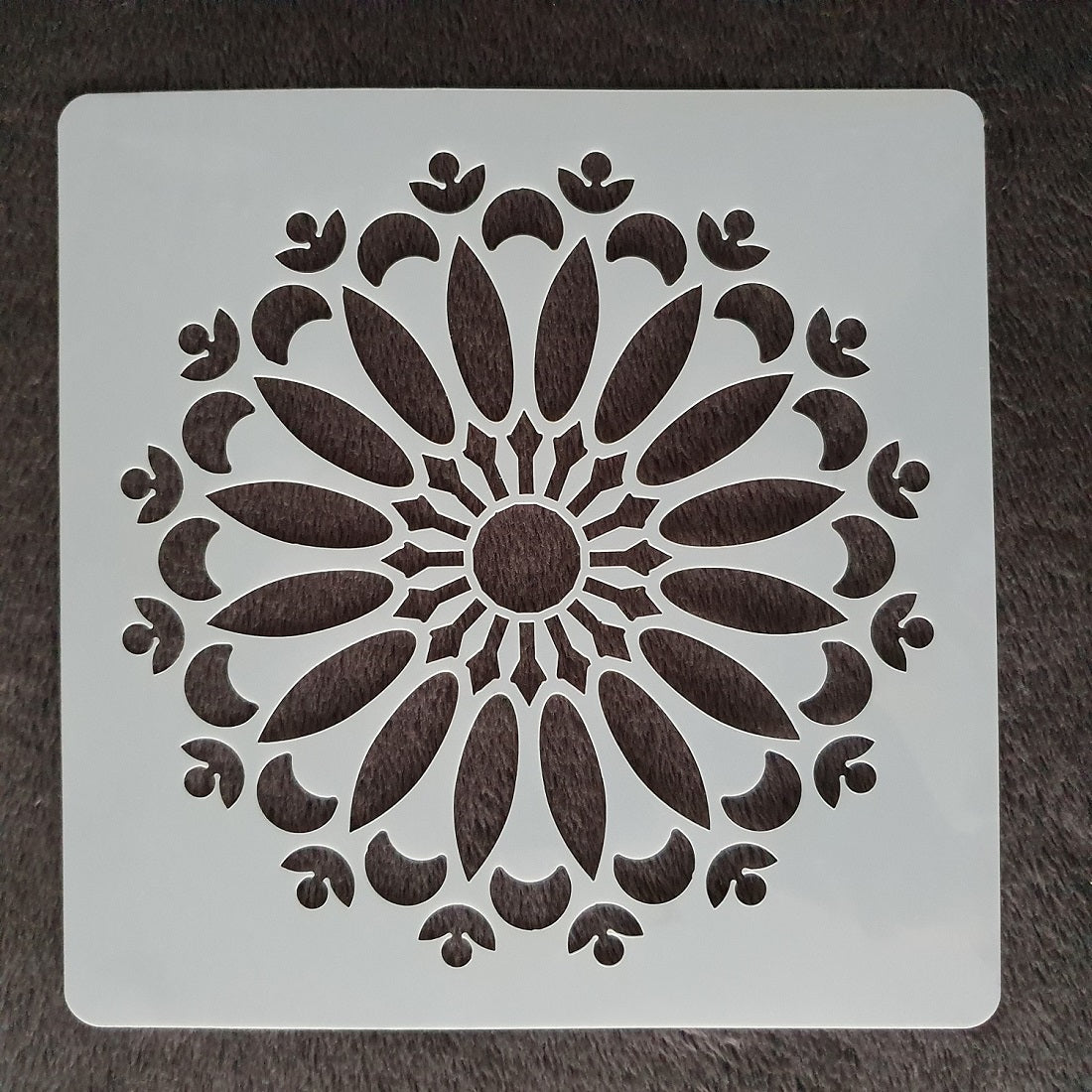 Hobby stencil Mandala 5 - 20 x 20 cm