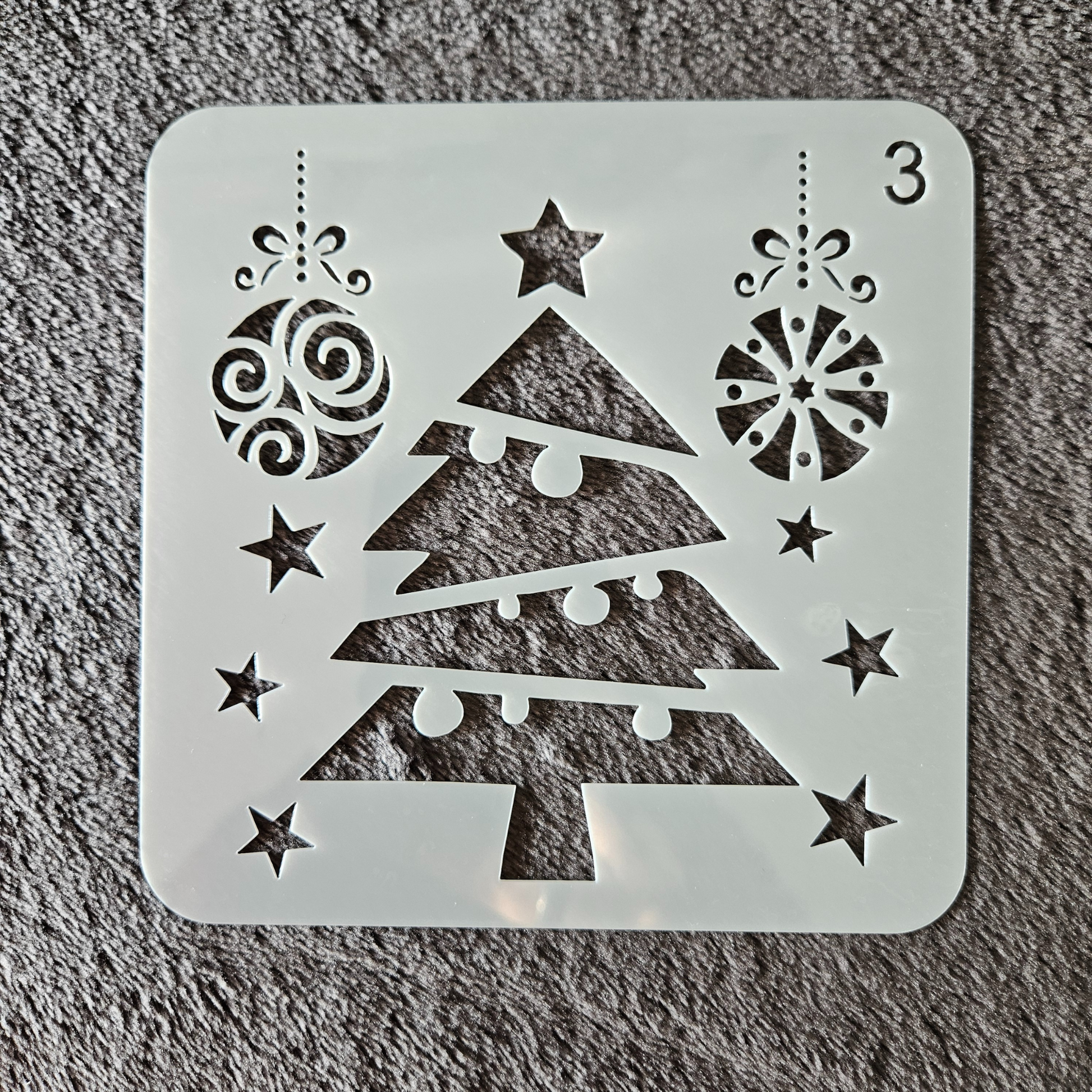 Hobby stencil Kerst -  Kerstboom met ballen - 13 x 13