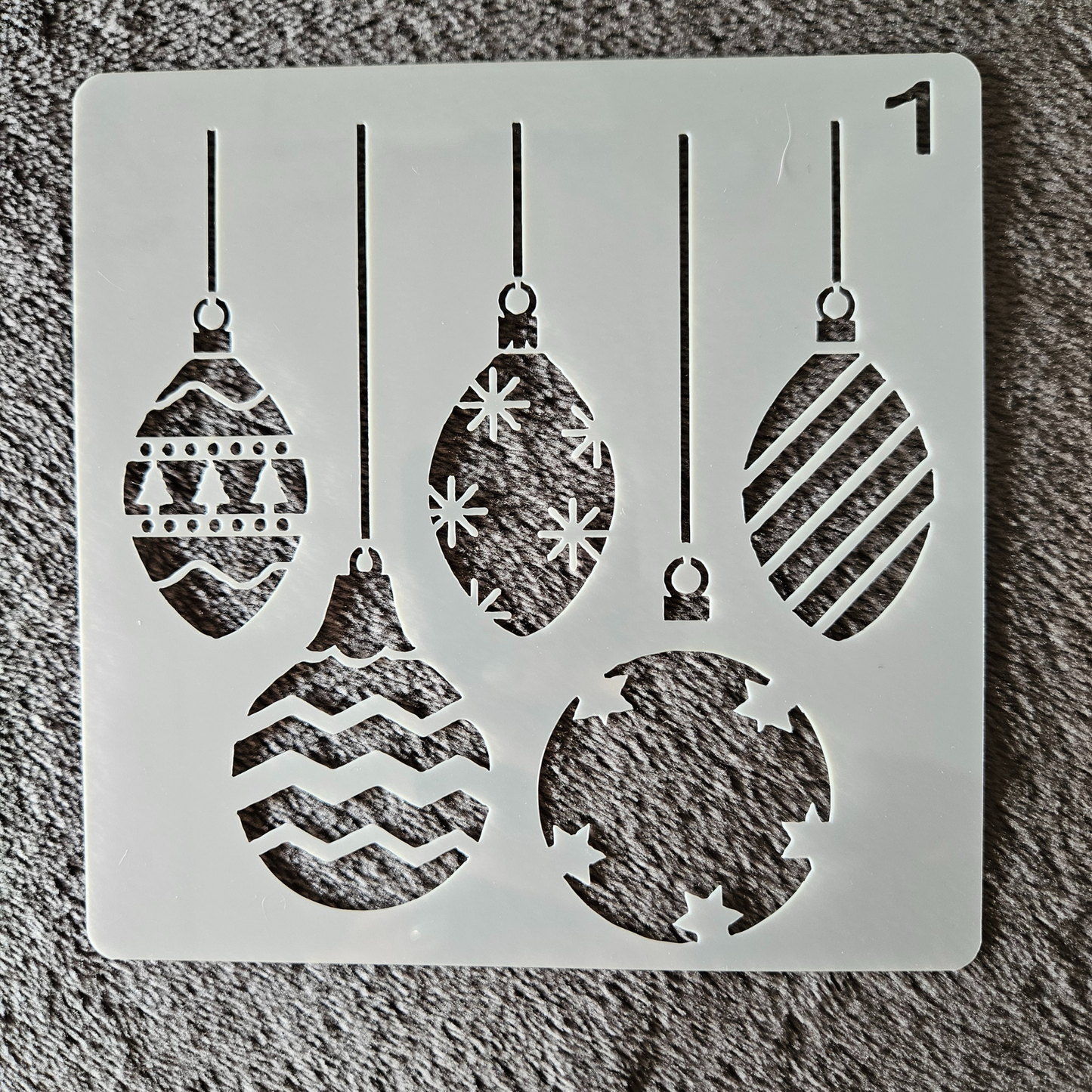 Hobby stencil Kerst -  Kerstballen - 13 x 13